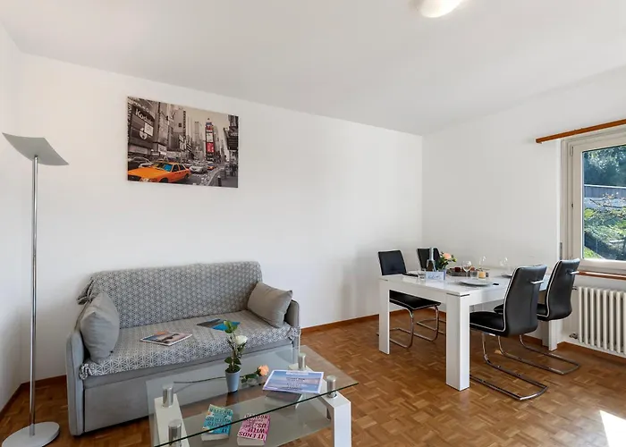 Garden On The 2 - Happy Apartment